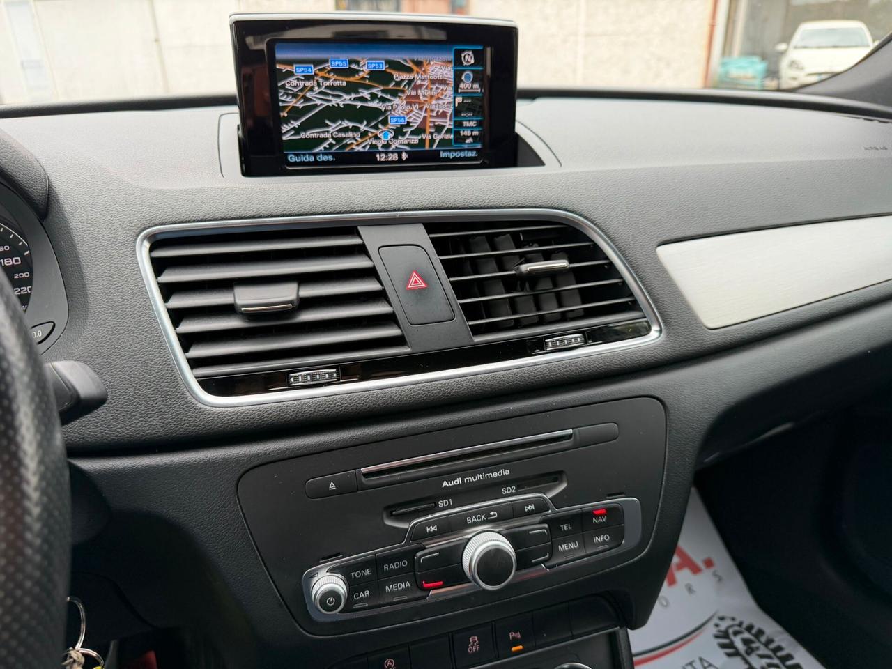 Audi Q3 2.0 TDI 120 CV S tronic Sport S-LINE