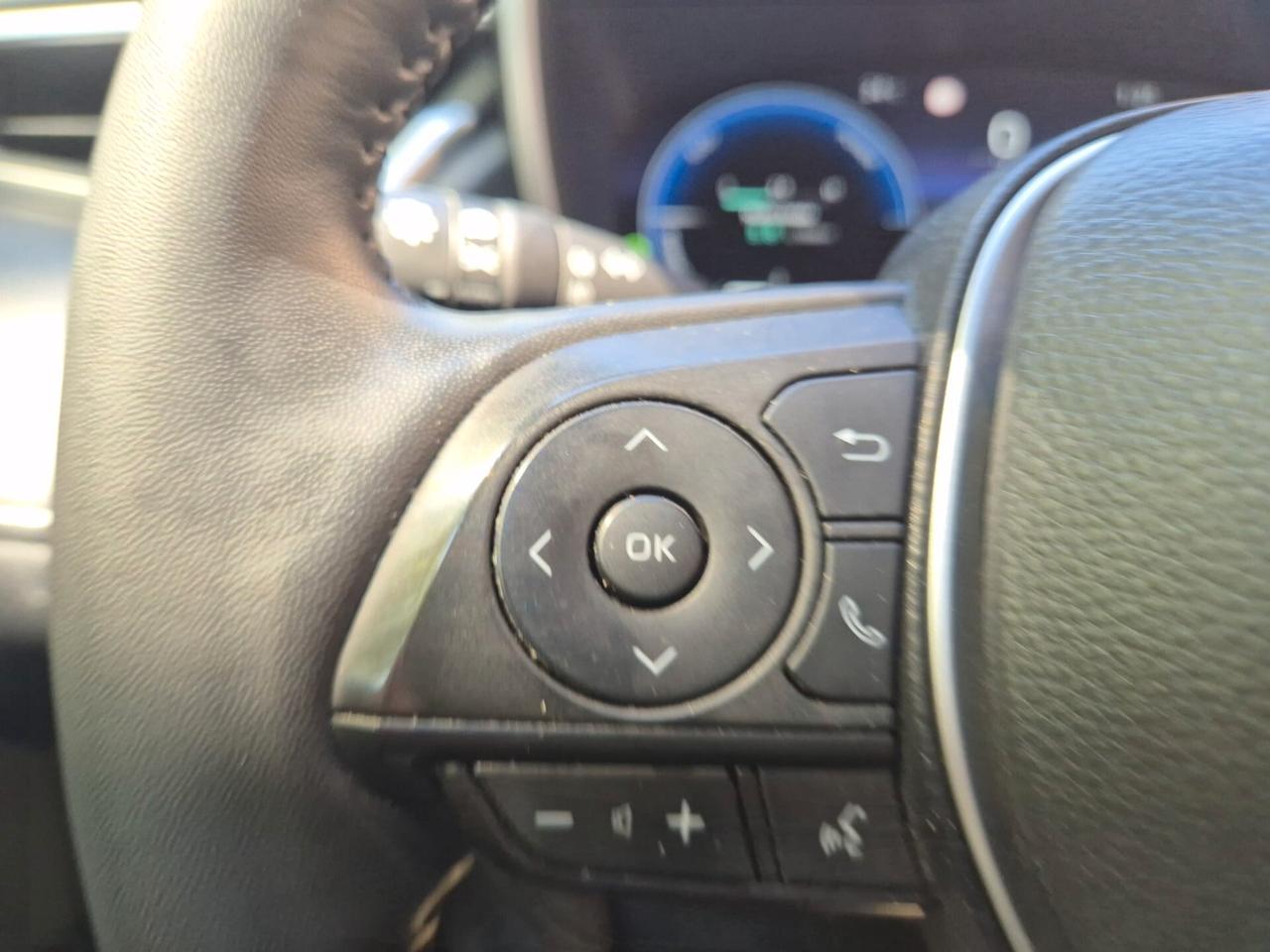 Toyota Corolla Cross 2.0 Hybrid TETTO PANORAMICO Style