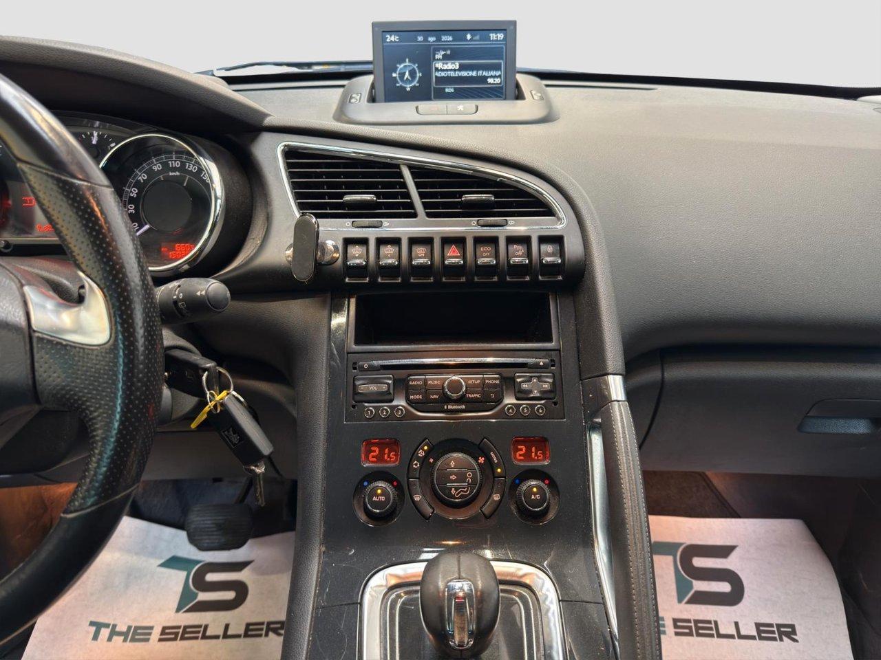 Peugeot 3008 3008 2.0 hdi Hybrid4