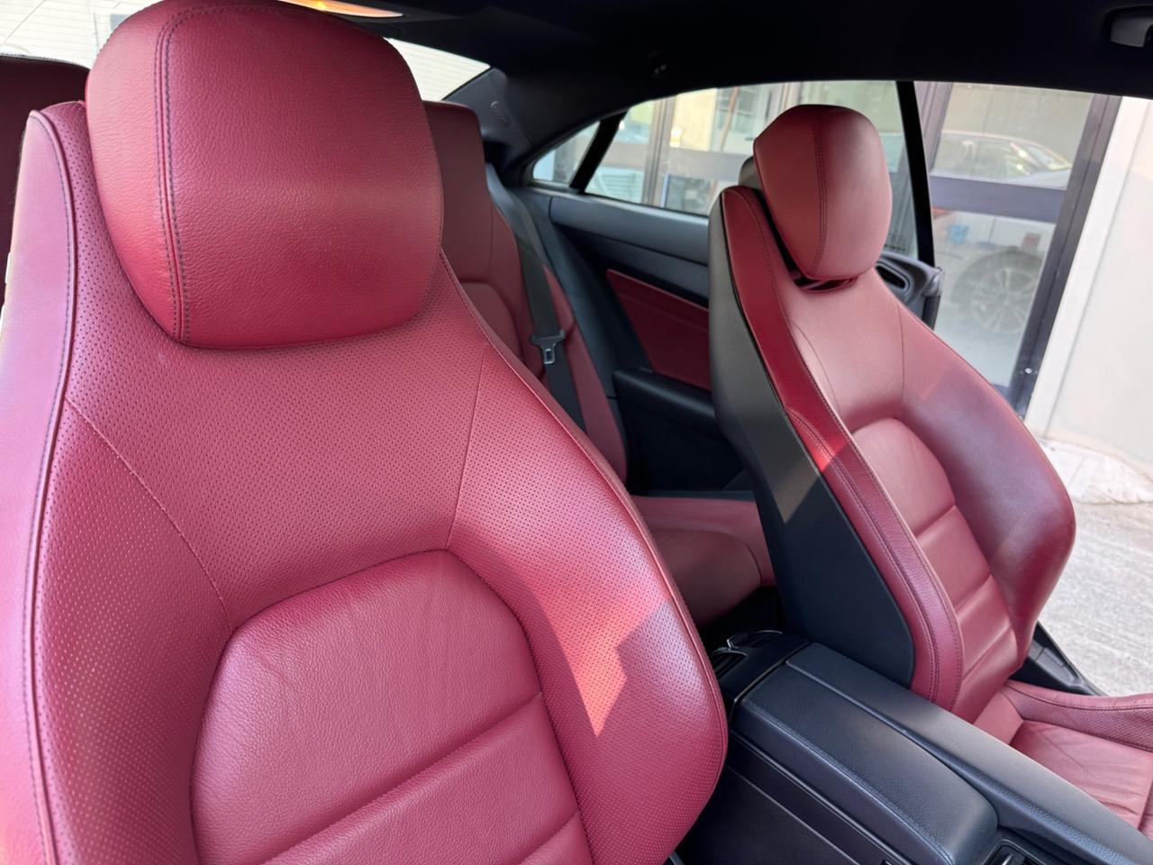 Mercedes-benz E 220 CDI Coupé Premium