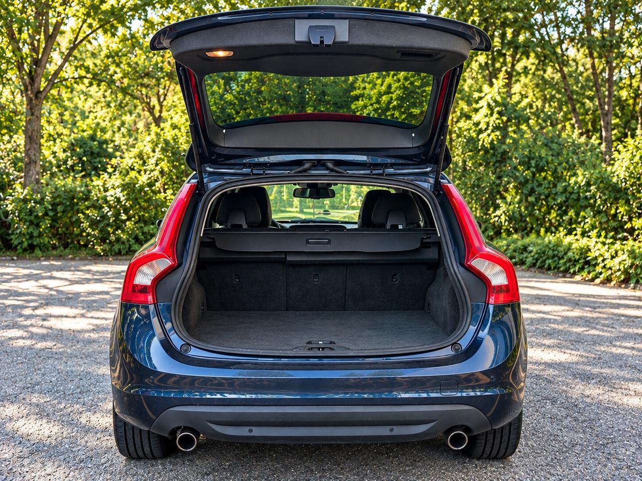 Volvo V60 D5 AWD Geartronic Summum 215 CV – Automatica 4x4 Tetto Apribile