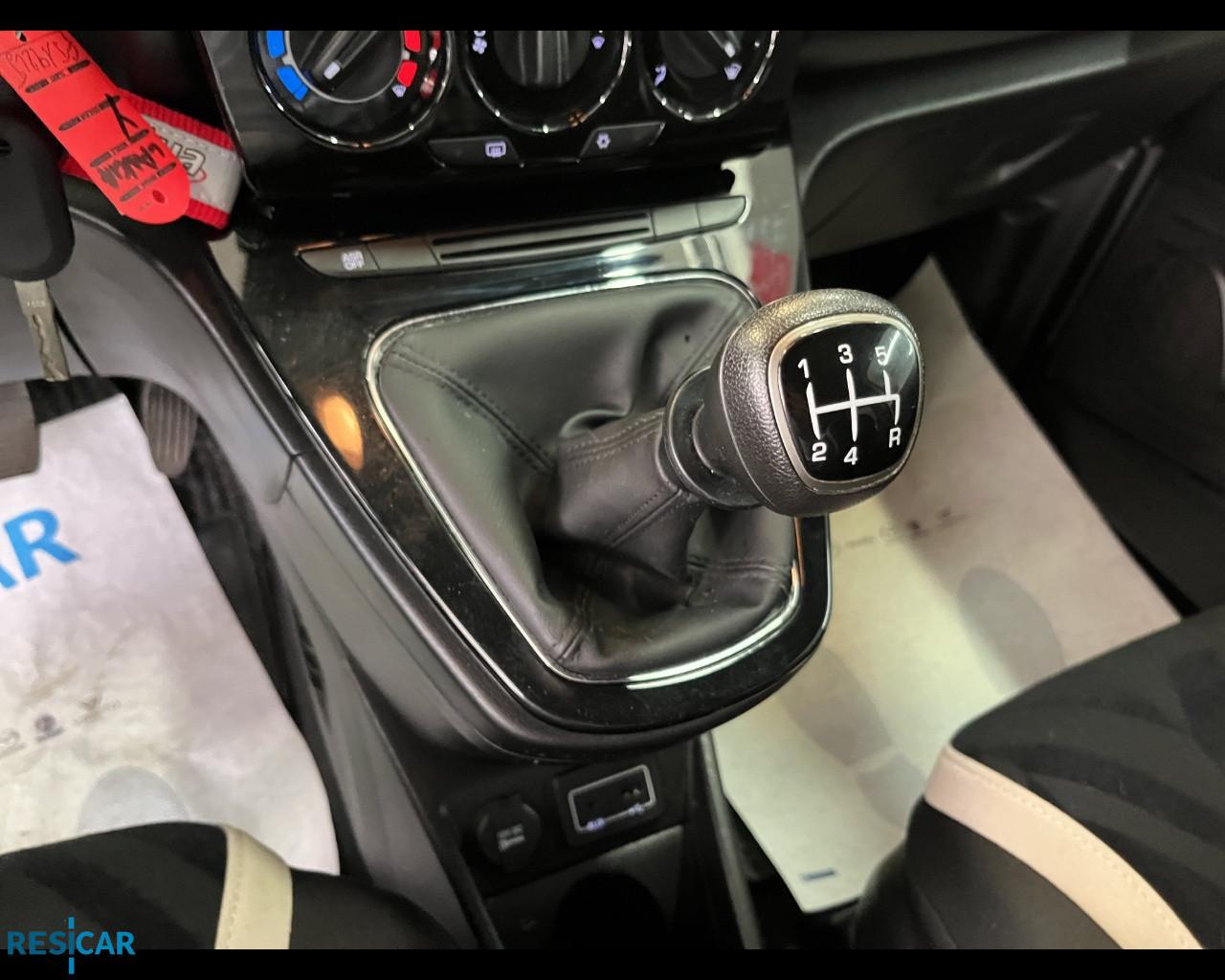 LANCIA Ypsilon 1.2 Gold ecochic Gpl 69cv IDONEA NEOPATENTATO