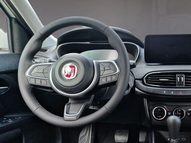 FIAT Tipo Tipo 1.5 Hybrid DCT 5 porte Cross
