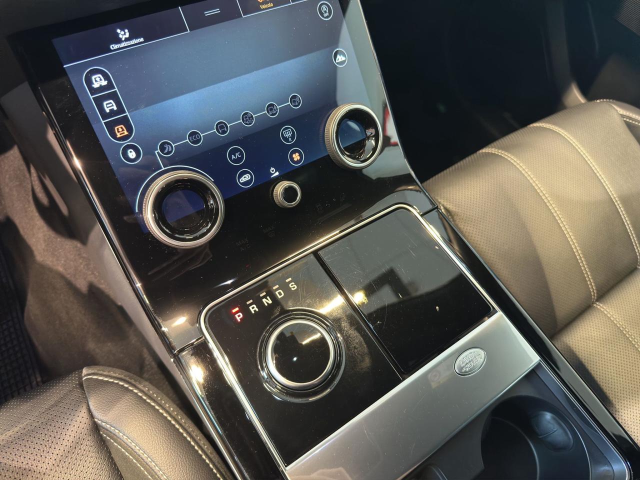 Land Rover Range Rover Velar 2.0 i4 R-Dynamic