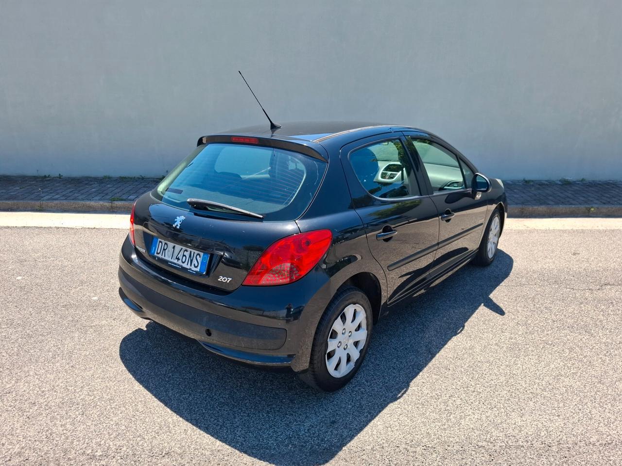Peugeot 207 1.4 VTI 5P. ENERGIE
