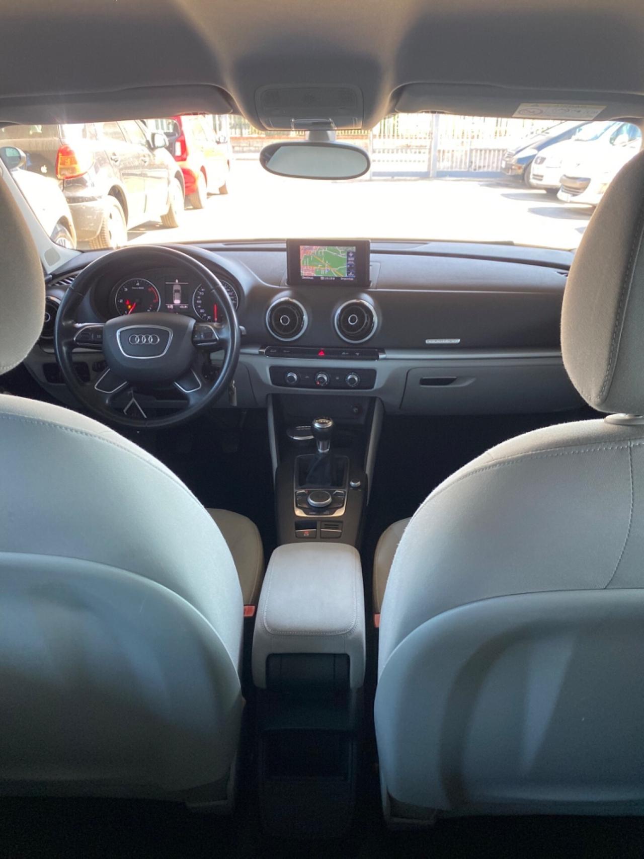 Audi A3 TDI QUATTRO 2015 Full Navi TAGLIANDATA