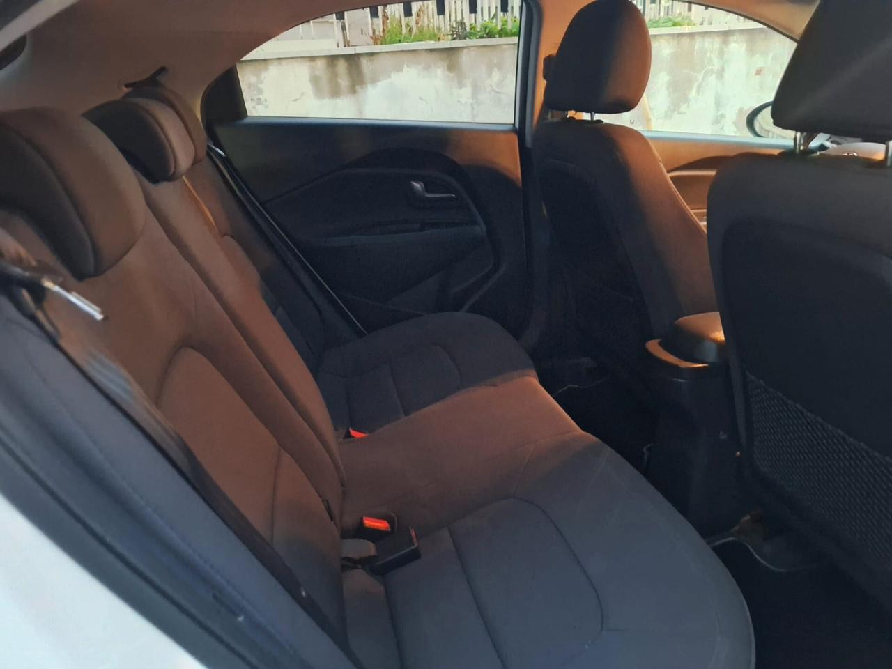 Kia Rio 1.4 CRDi 5p. Cool