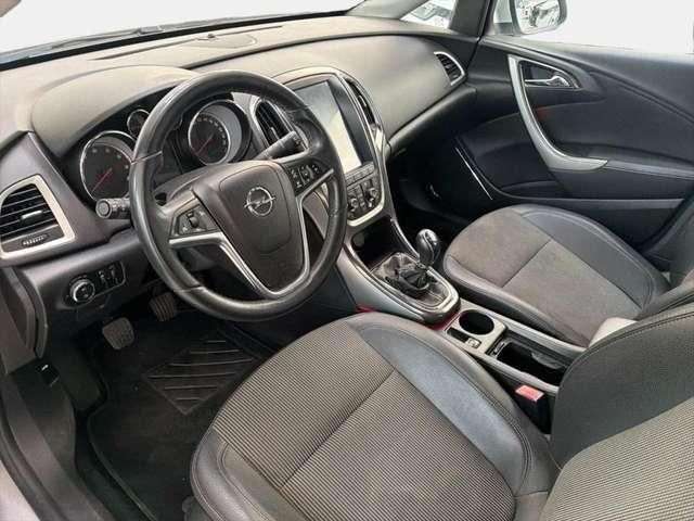 Opel Astra 1.6 16V VVT 5 porte Cosmo