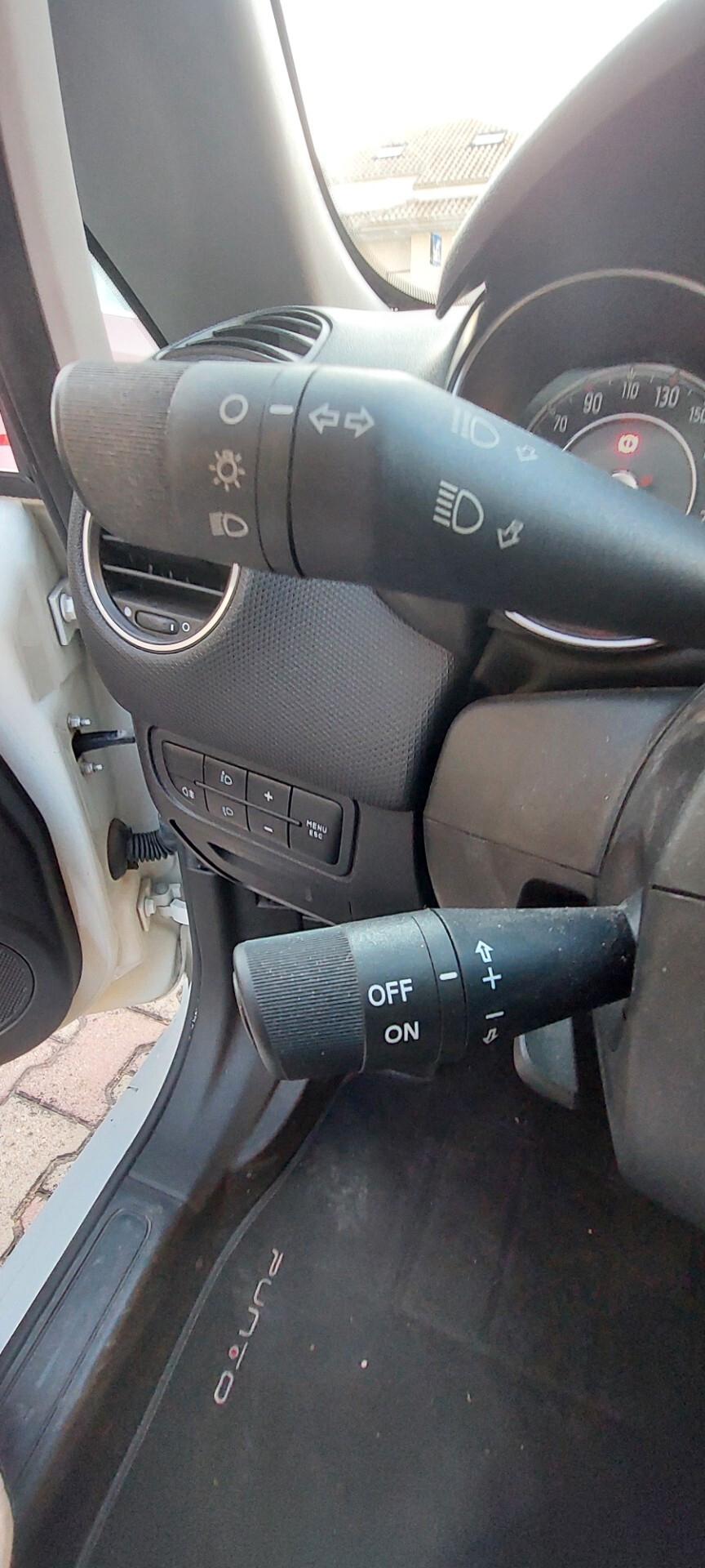 PUNTO 1,4 FIRE NATURAL POWER METANO DI SERIE FIAT LEGA CRUISE SENSORI IMPECCABILE