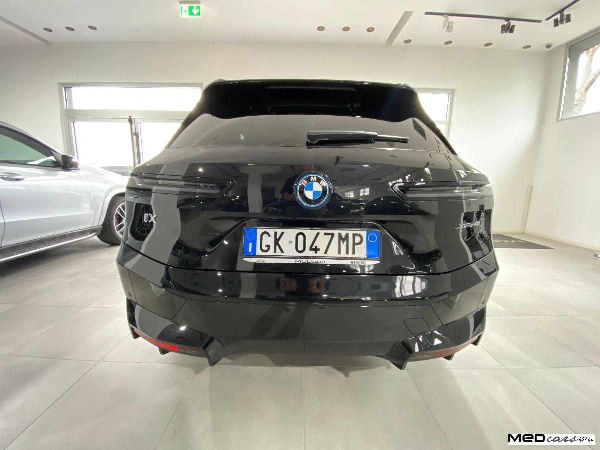 BMW - ix - xDrive40 Pacchetto Sportivo