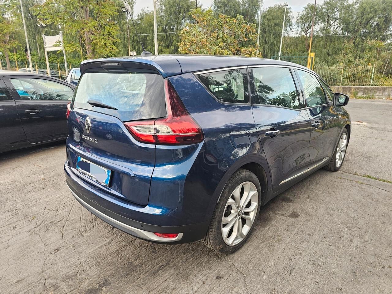 Renault Scenic Scénic Blue dCi 120 CV EDC Initiale Paris -- 7 -- p.o.s.t.i.
