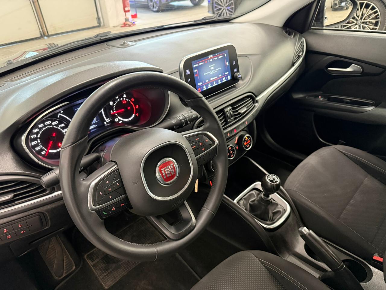 Fiat Tipo 1.6 Mjt S&S 5 porte S-Design