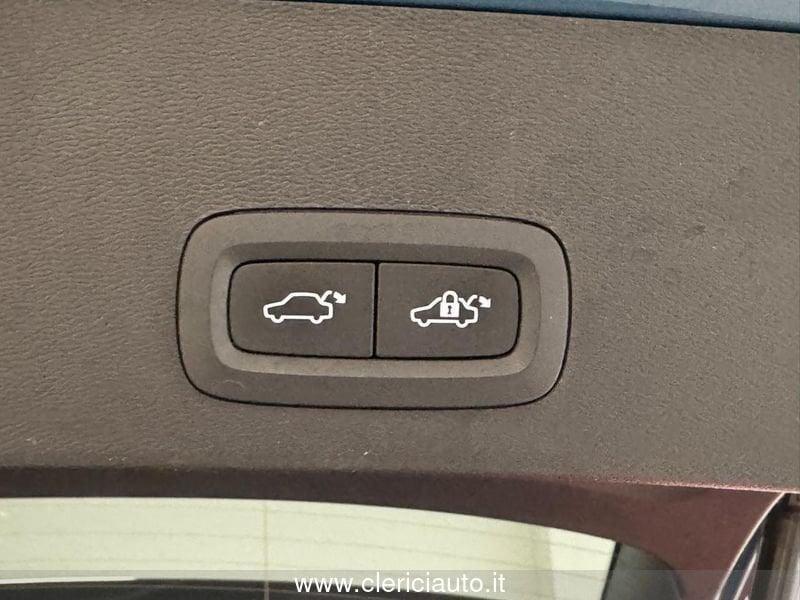 Volvo XC40 T4 Recharge Plug-in Hybrid automatico Core