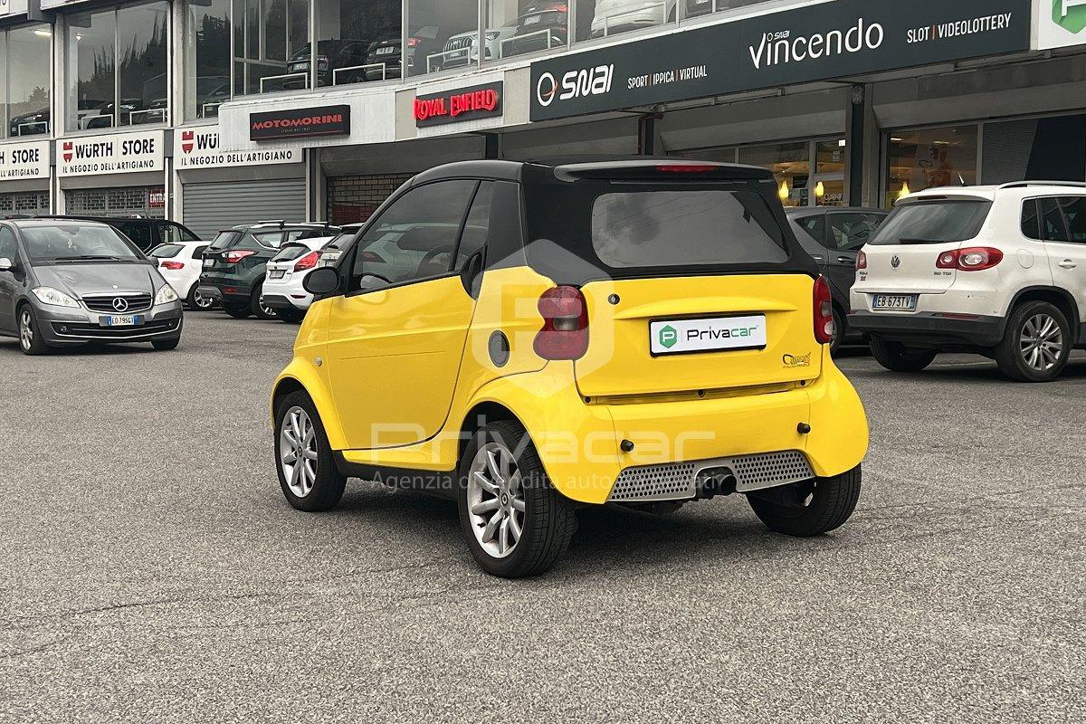 SMART fortwo 700 cabrio pure (45 kW)