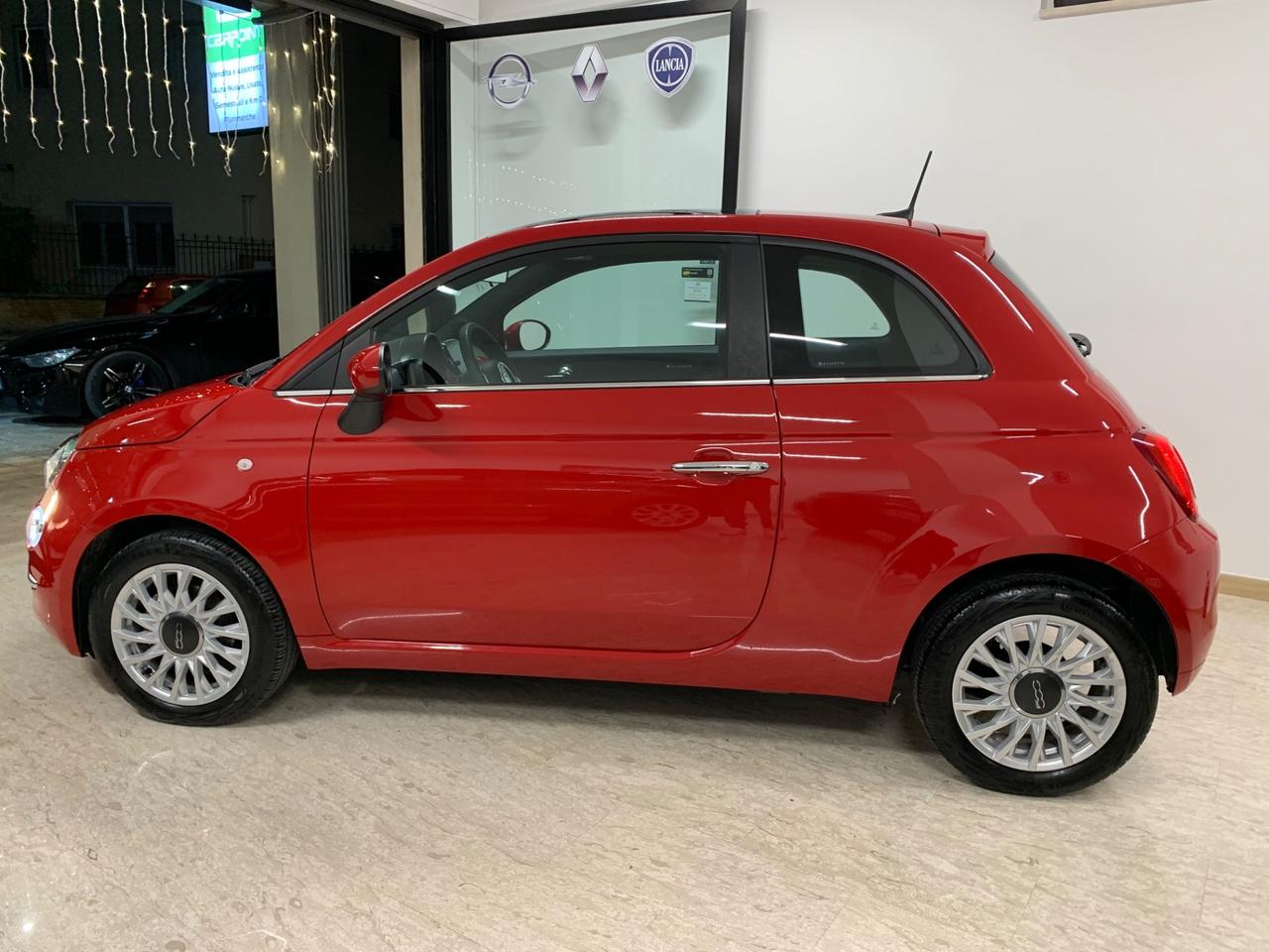 Fiat 500 1.0 Hybrid Red