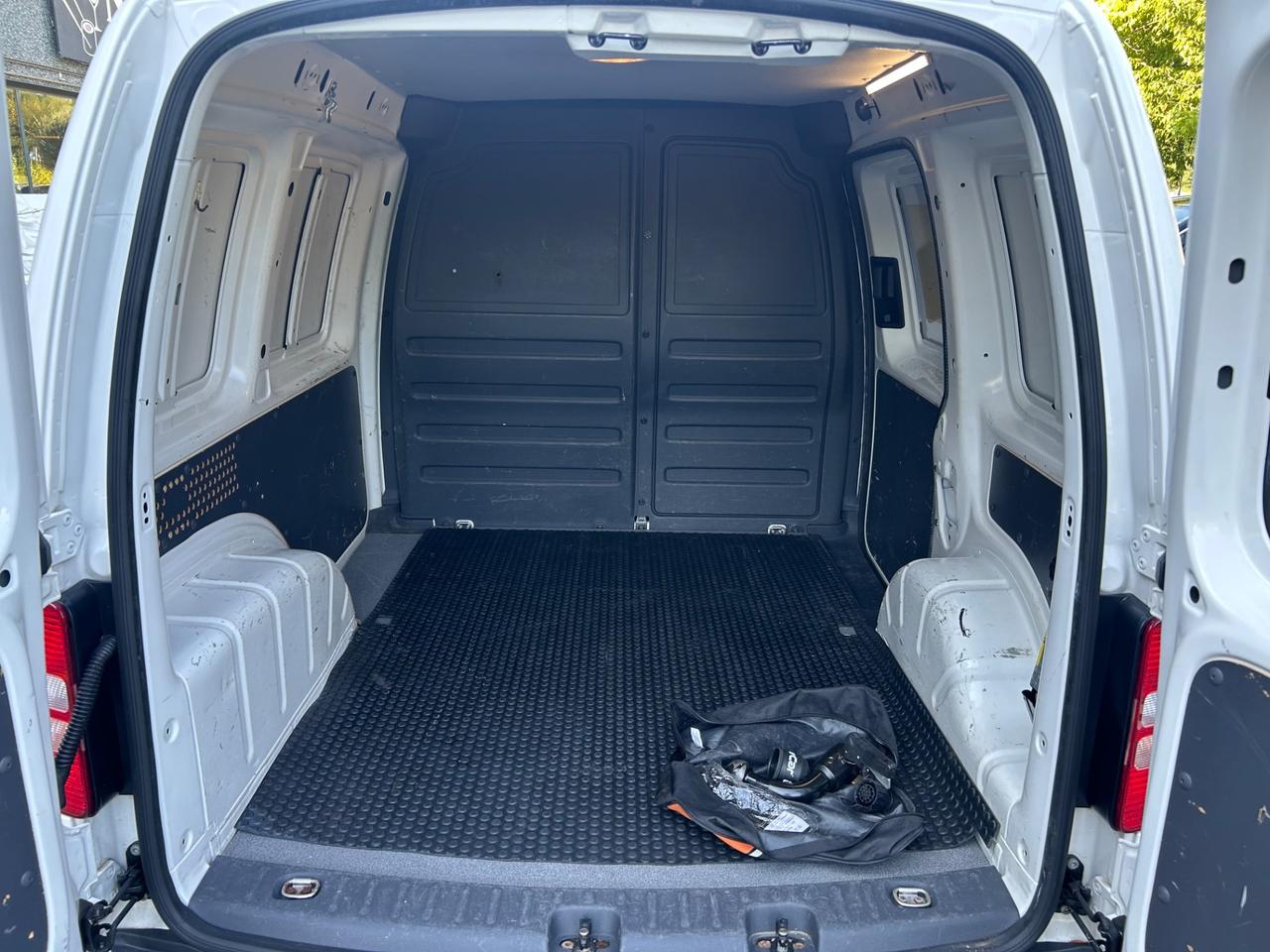Volkswagen Caddy 1.6 TDI 102 CV 4p.( AUTO CARRO )