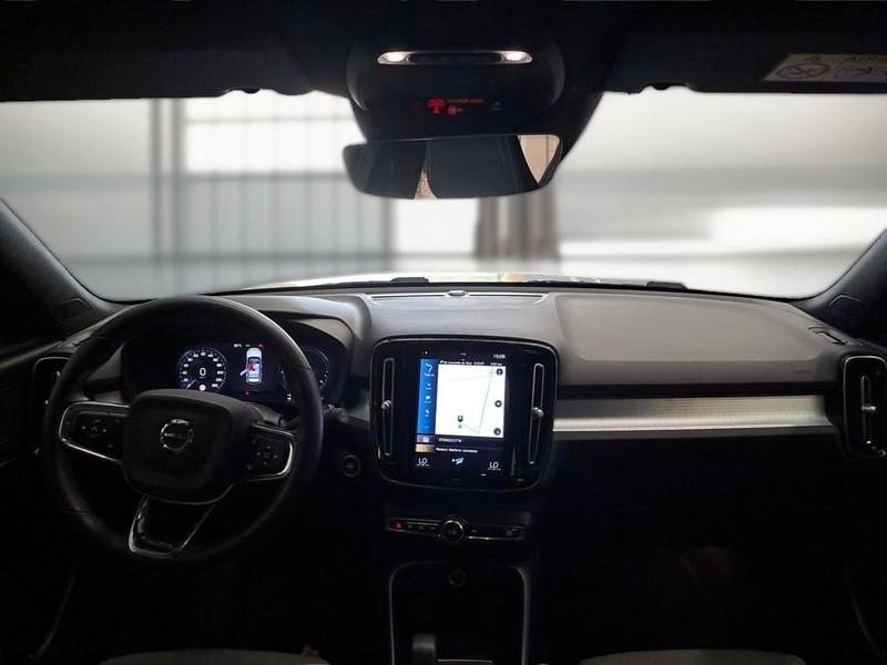 VOLVO XC40 T4 RECHARGE PLUG-IN AUTO CORE SUV