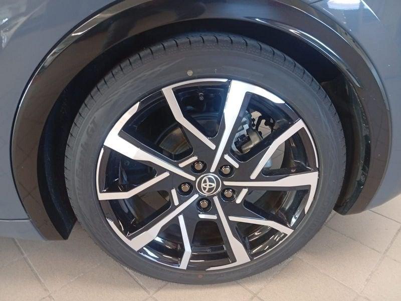 Toyota Prius Plug-in Hybrid Lounge