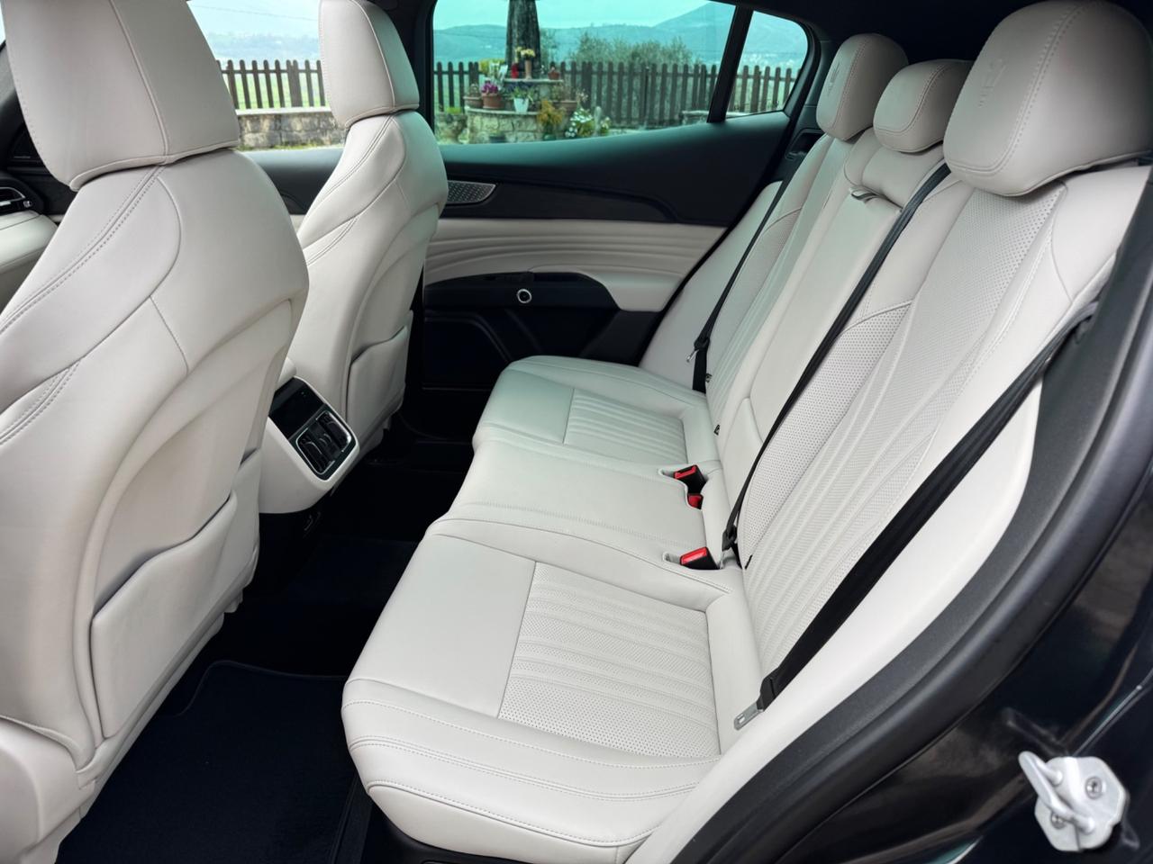 Maserati Grecale MHEV 330 CV AWD Modena