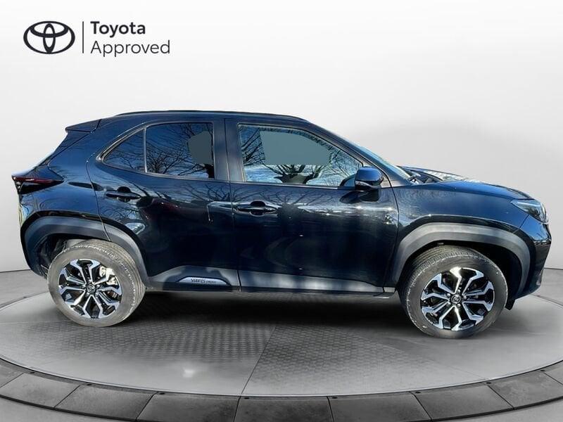Toyota Yaris Cross 1.5H (116 CV) E-CVT Trend IVA ESPOSTA
