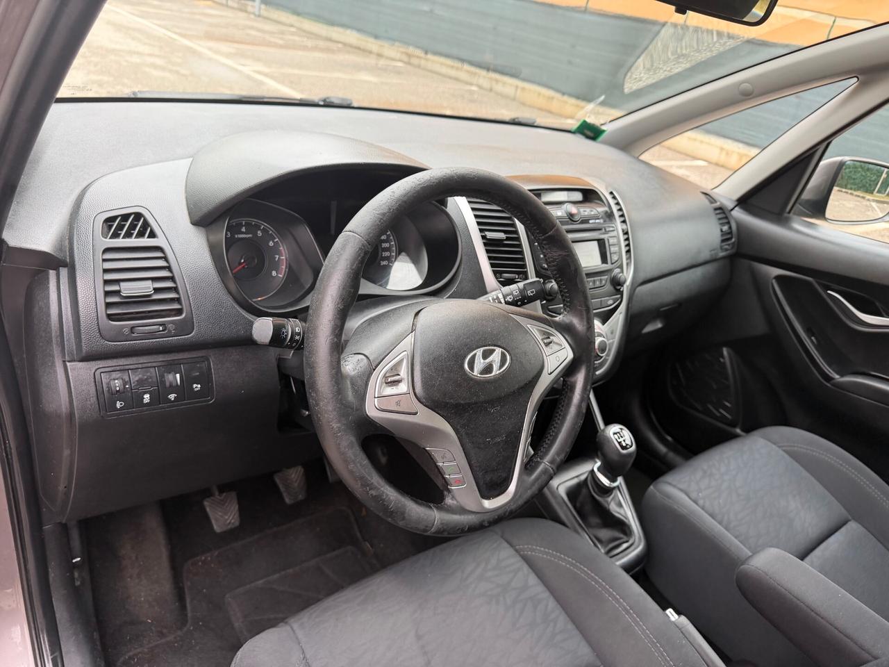 Hyundai iX20 1.4 - NEOPATENTATI - 12 MESI DI GARANZIA -