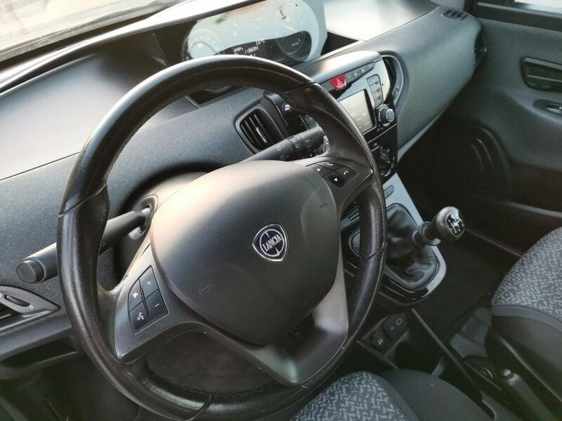 Lancia Ypsilon Ypsilon 0.9 TwinAir 5 porte Metano Ecochic Elefantino Blu