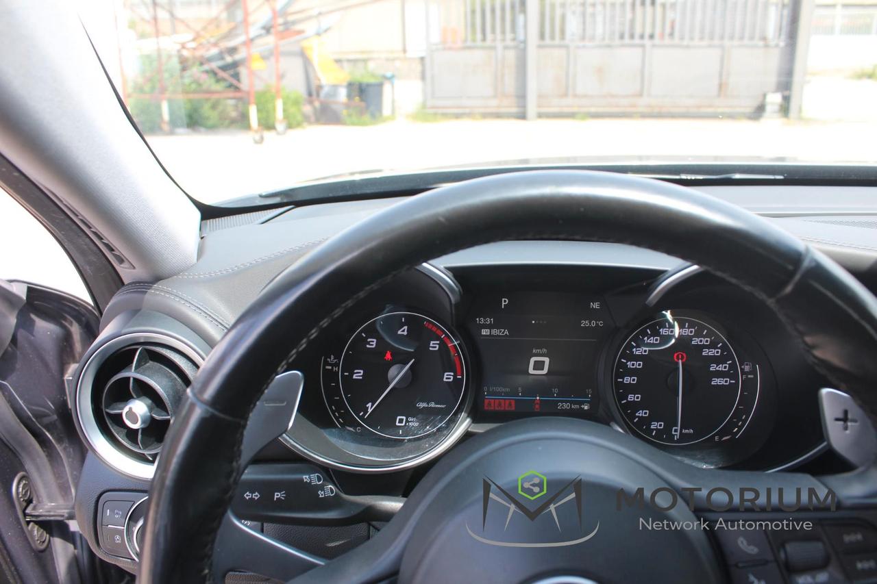 Alfa Romeo Giulia 2.2 TURBO DIESEL 190 CV AWD AUTOMATIC