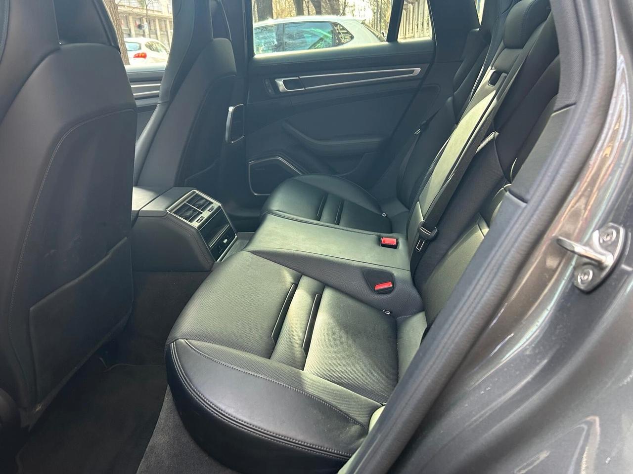 Porsche Panamera 2.9 4 E-Hybrid Sport Turismo Platinum Edition IVA ESPOSTA