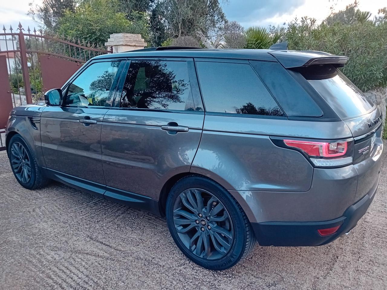 Land Rover Range Sport 3.0 TDV6 HSE Dynamic
