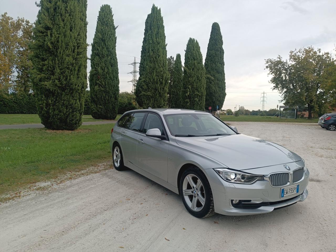 Bmw 318d xDrive Touring Modern xeno