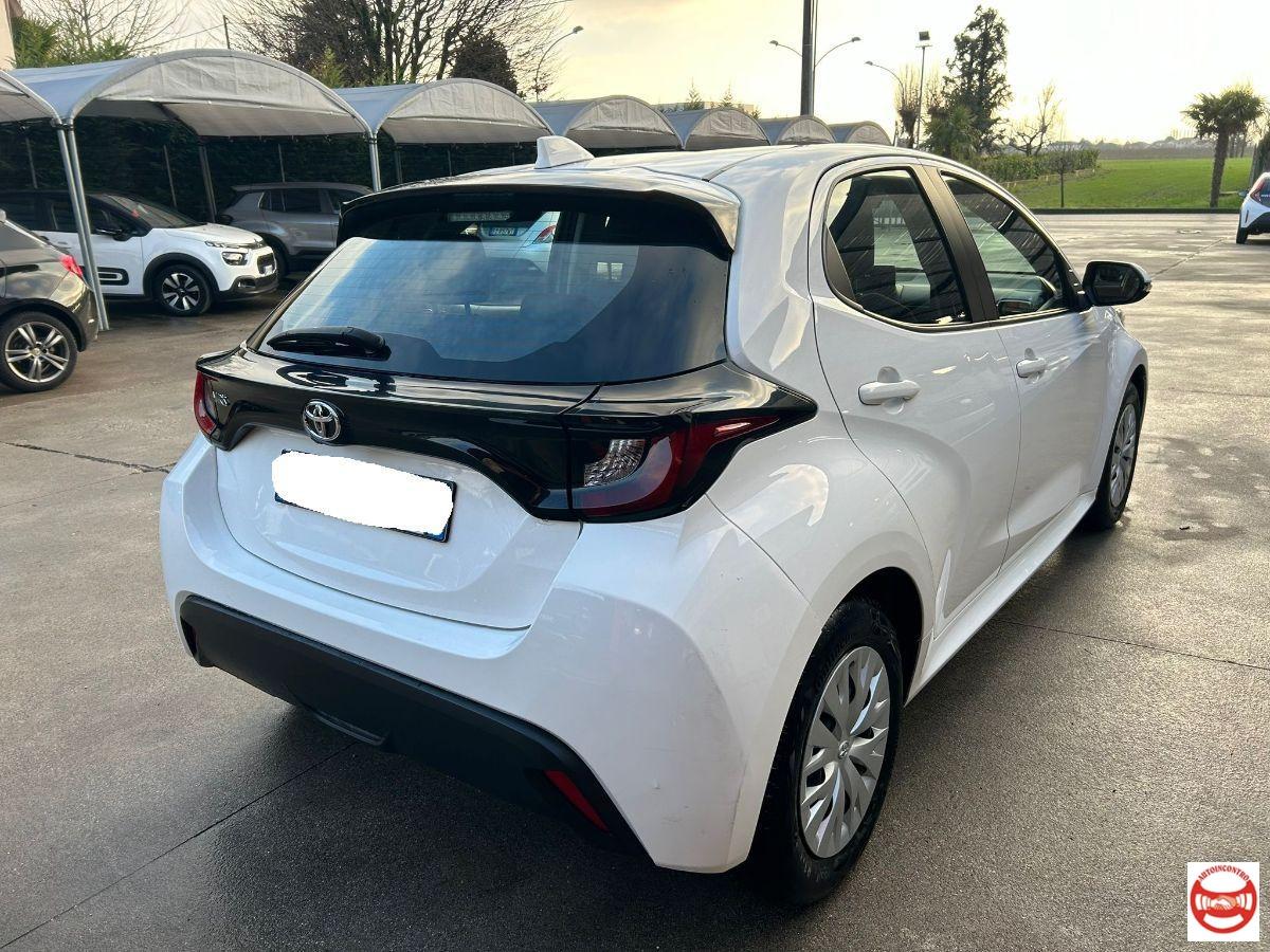 TOYOTA - Yaris 1.0 Active
