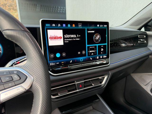 VOLKSWAGEN Tiguan 2.0 TDI DSG 4MOTION R-Line Plus Pano GANCIO DCC 20