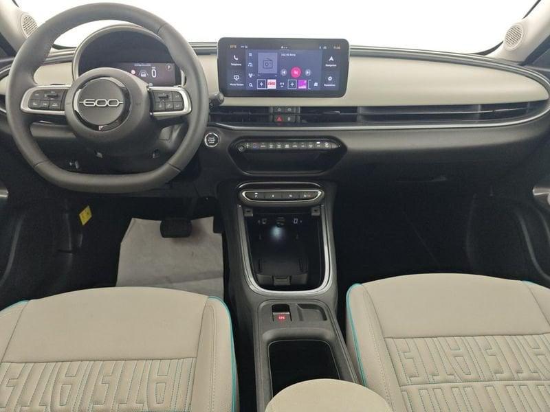 FIAT 600 Hybrid 110 CV DCT MHEV La Prima