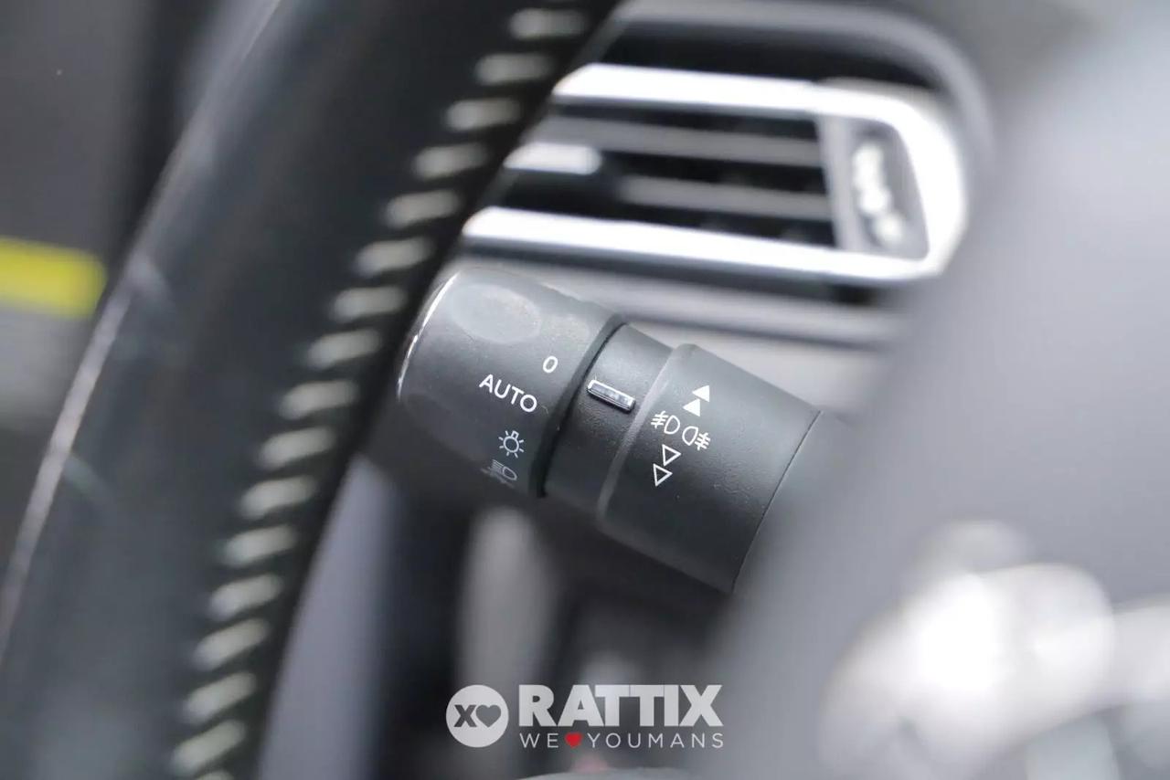 Peugeot 308 SW 1.5 BlueHDI 130CV Allure EAT8 + tetto panoramico