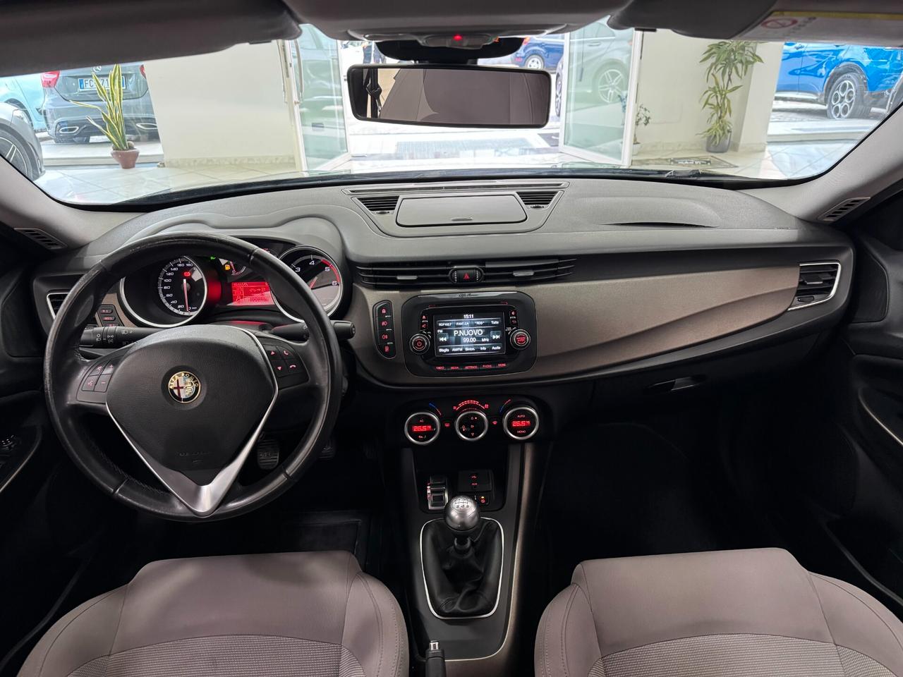 Alfa Romeo Giulietta 1.6 JTDm-2 105 CV Distinctive