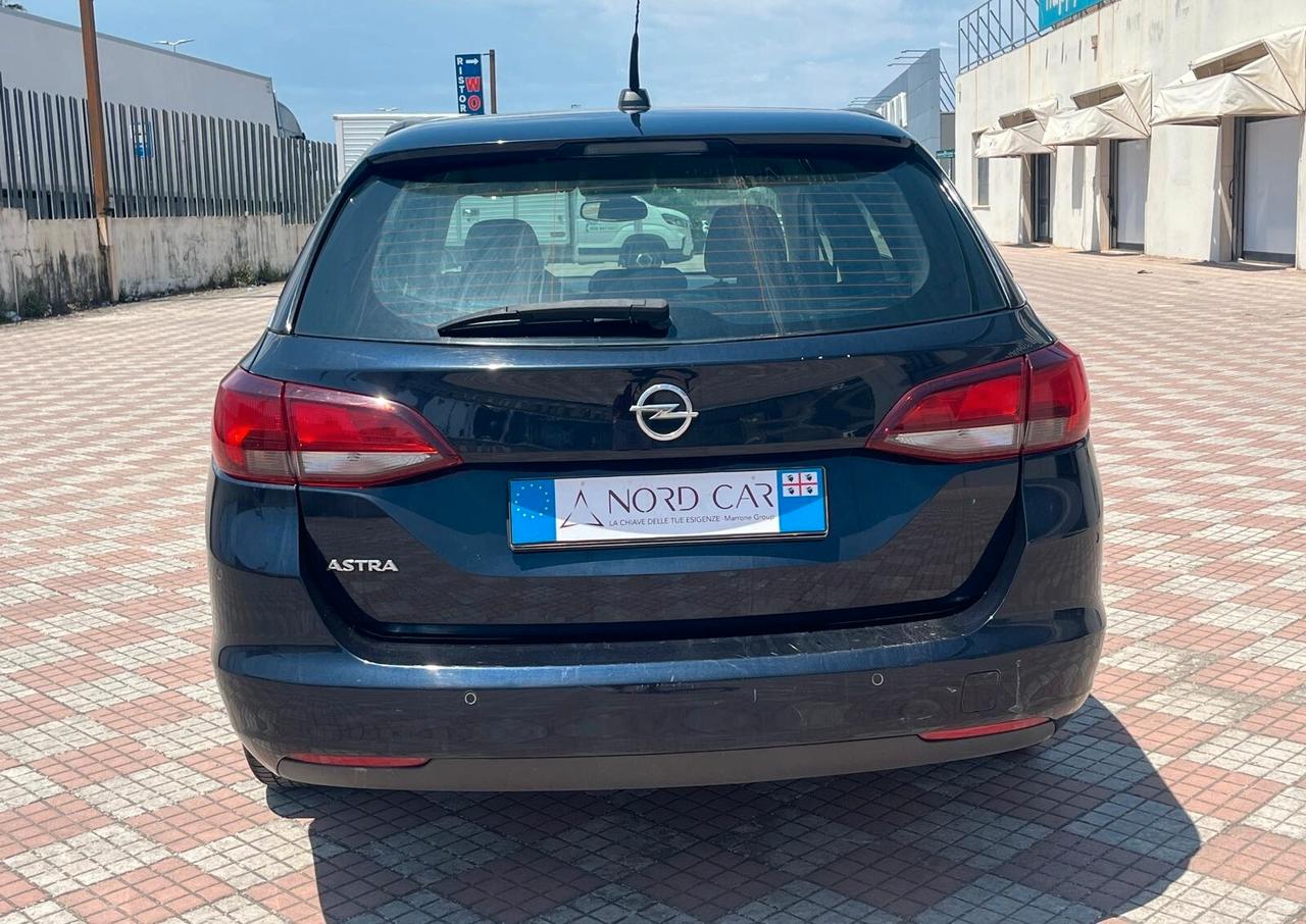 Opel Astra 1.6 CDTi 110CV Start&Stop Sports Tourer Business Ideale per Famiglia e Lavoro