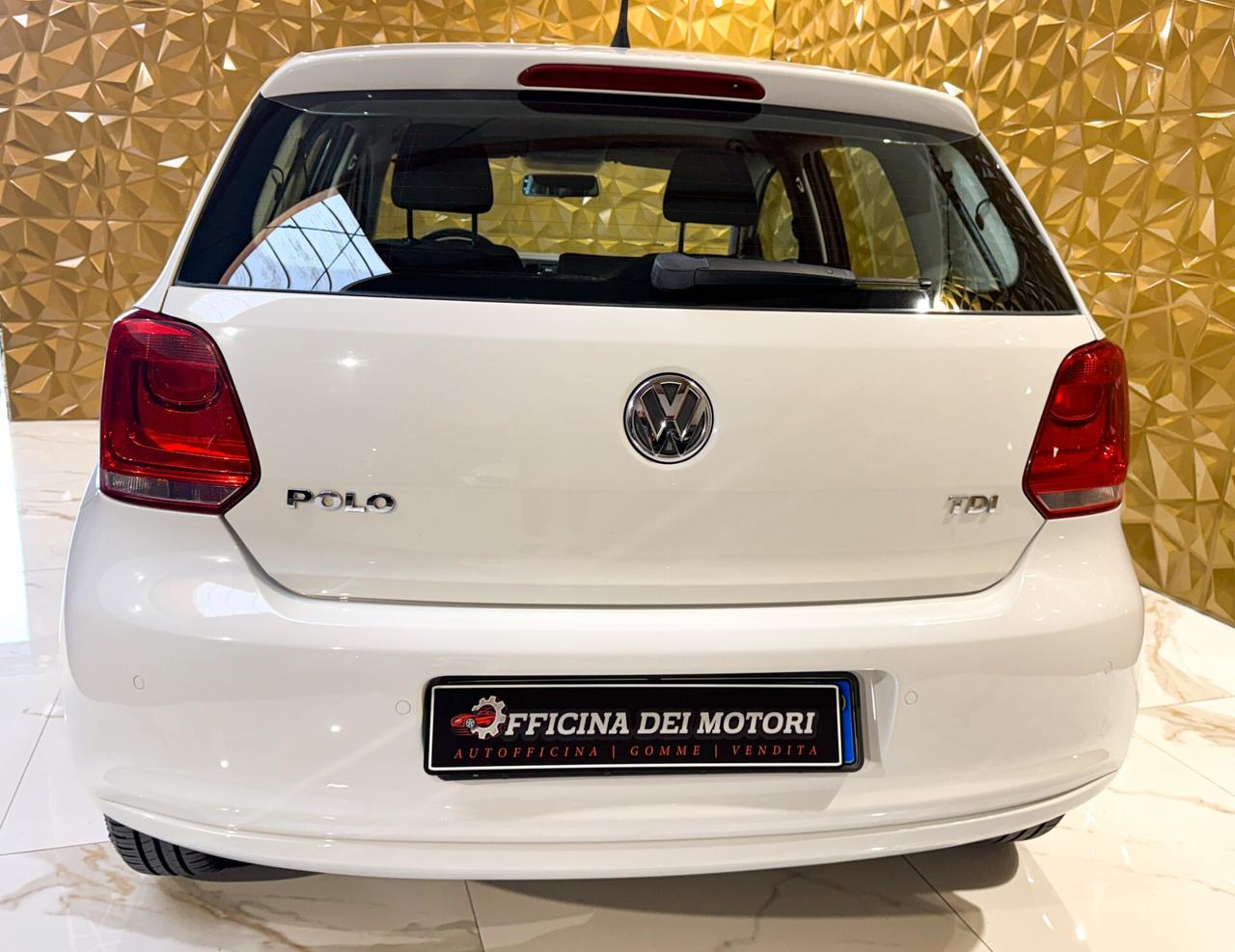 VOLKSWAGEN Polo 5 serie - 2013