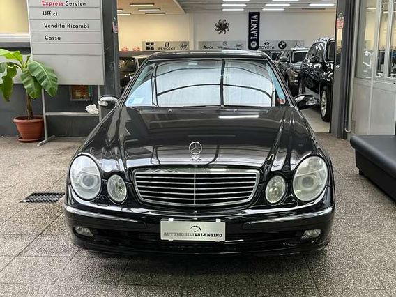 Mercedes-Benz E 320 AVANTGARDE