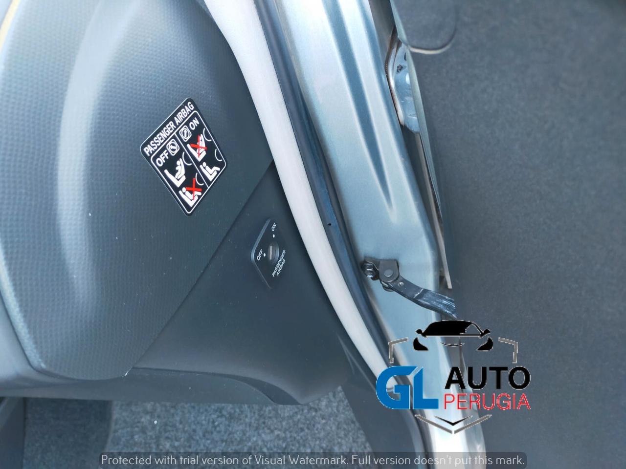 Toyota Yaris 1.0 5p ideale per neopatentati full full opt