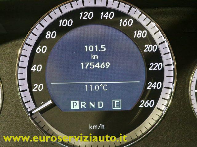 MERCEDES-BENZ E 220 CDI BlueEFFICIENCY Elegance