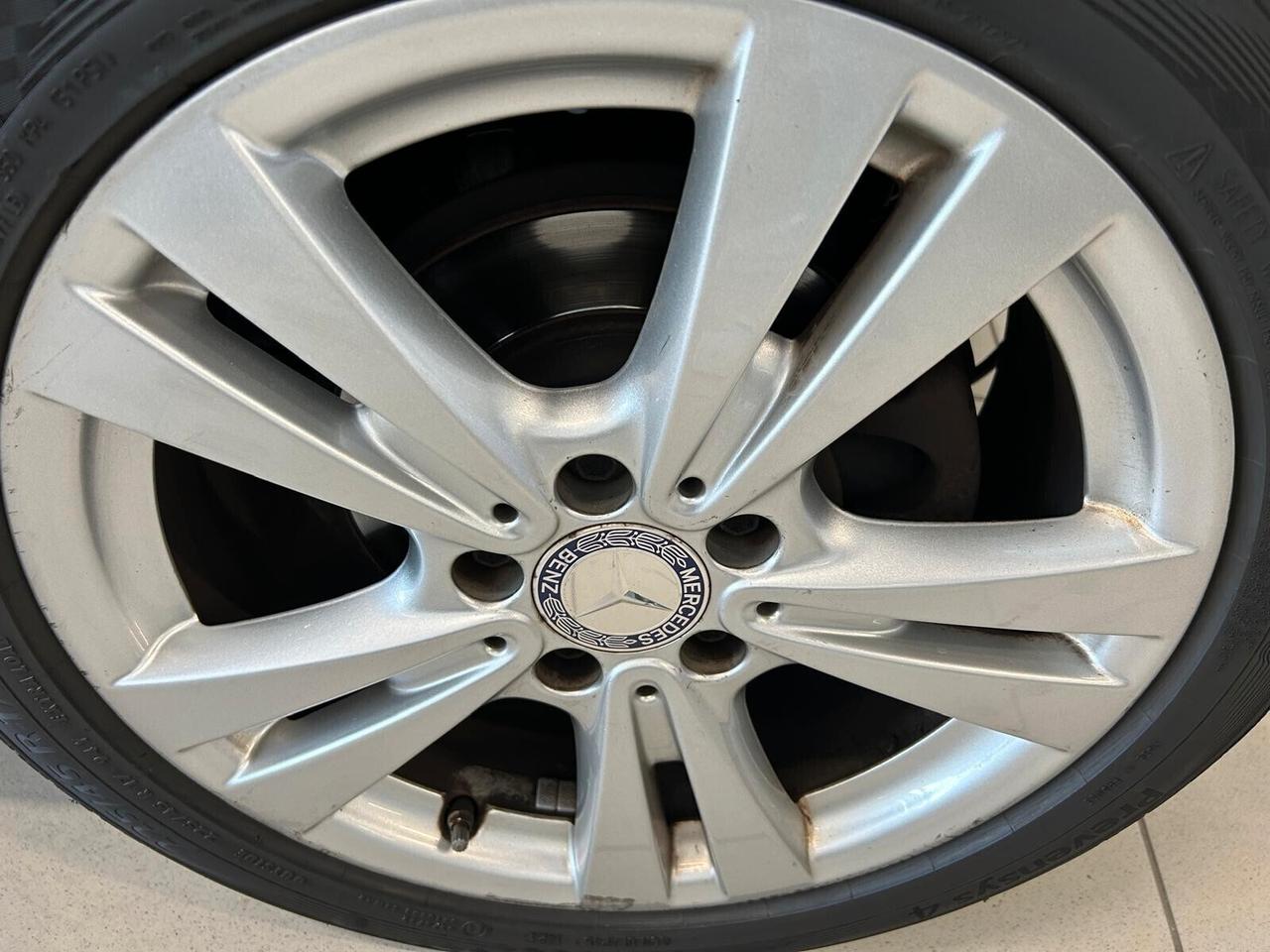 Mercedes-benz A 180 d SPORT Automatic