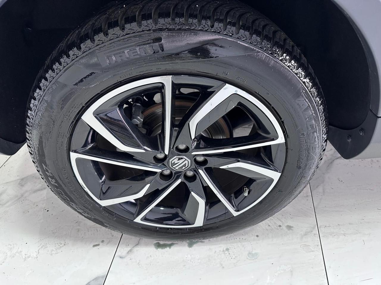 Mg ZS 1.0 Luxury-PELLE-GARANTITA-2022