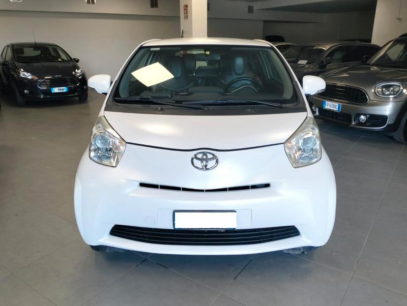 Toyota iQ 1.0 cvt Pelle Cerchi KM 105000