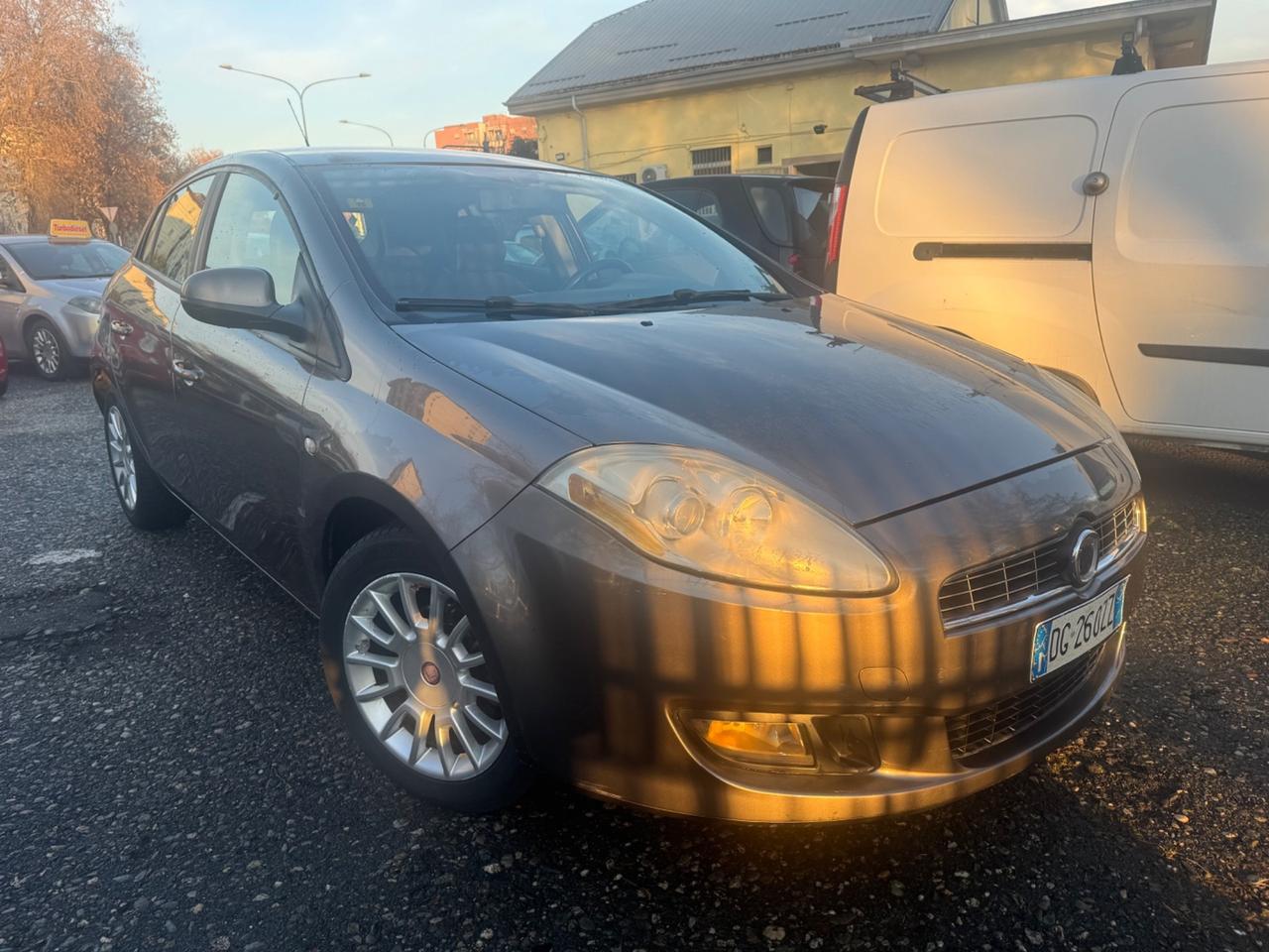 Fiat Bravo 1.4 Dynamic 90CV 6M 2007 BENZ