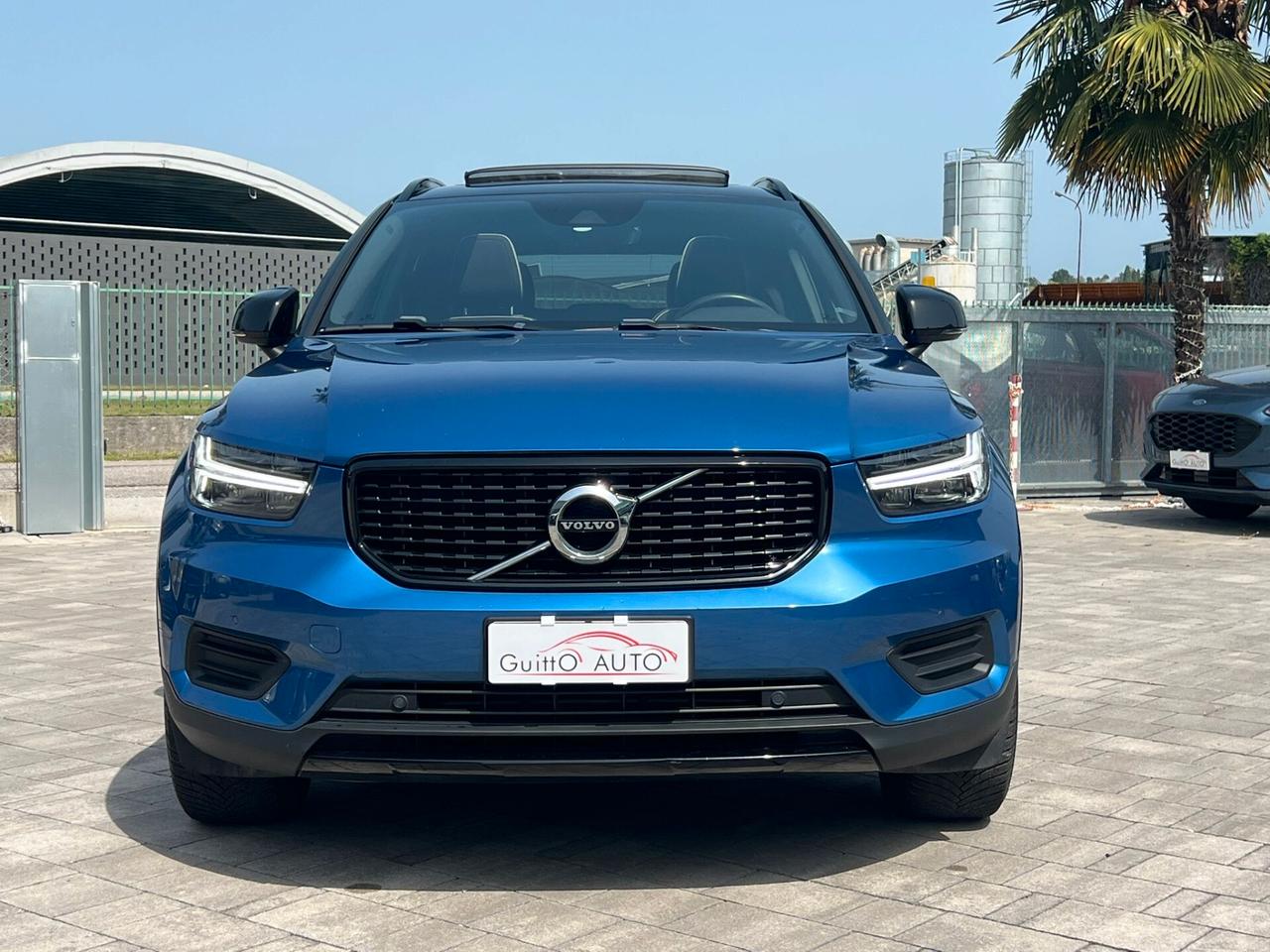 Volvo XC40 D3 R-design