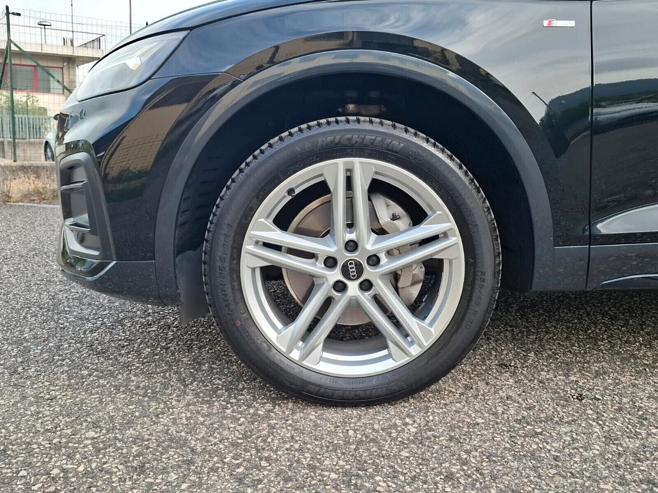 Audi Q5 Audi Q5 Sportback SPB 40 TDI Quattro Cerchi in lega S-Line (20) S-Line