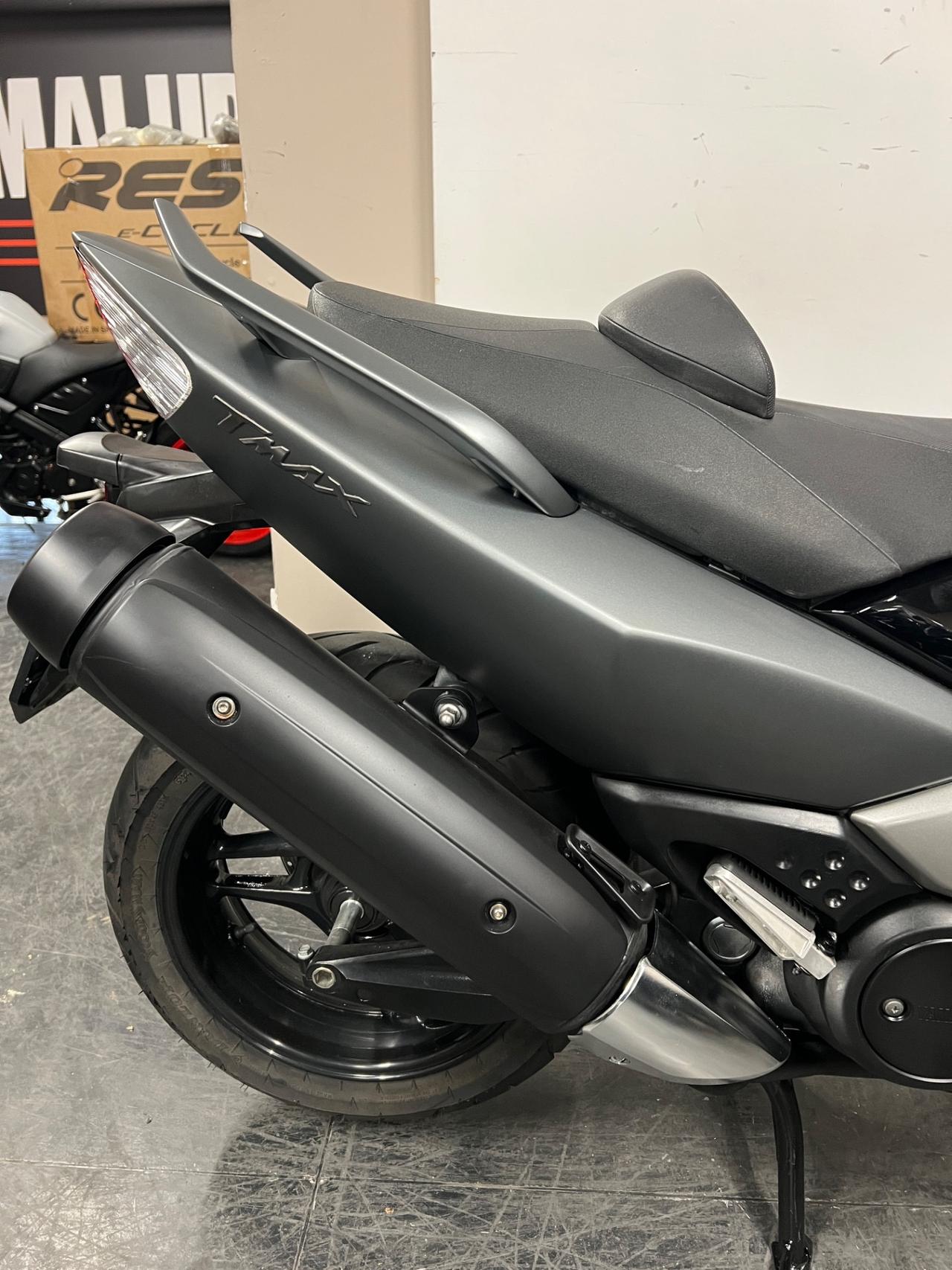 Yamaha TMAX 500