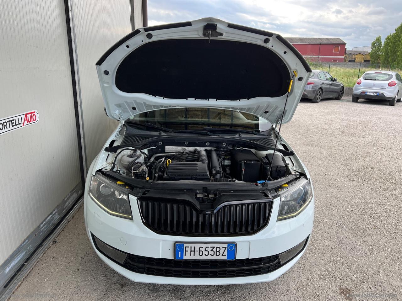SKODA Octavia 1.4 TSI DSG Wagon Exec. G-Tec UNICO PROPRIETARIO