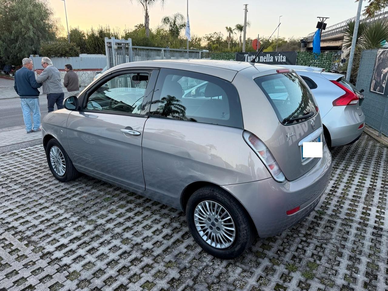 Lancia Ypsilon 1.3 MJT 75 CV Elle-08/2010