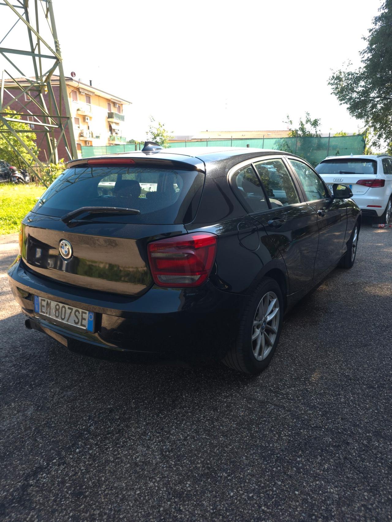 Bmw 116 116d 5p. Efficient Dynamics Sport
